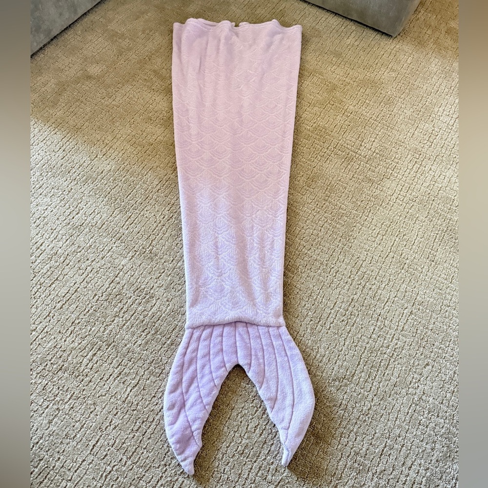 Lilac Mermaid Tail Blanket for Kids - Picture 5 of 8